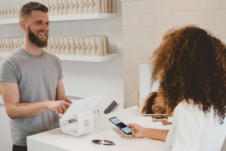 How E-commerce Brands Use Content Marketing to 3x Their Organic Traffic in 12 Months