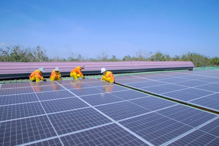 SEO for Solar Installers: How to Fill Your Pipeline With $25,000 Installs From Google (Instead of Buying Leads at $150 Each)