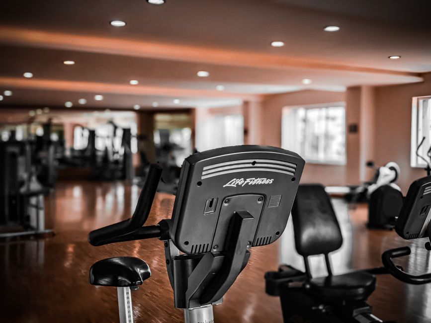 gym fitness studio 4